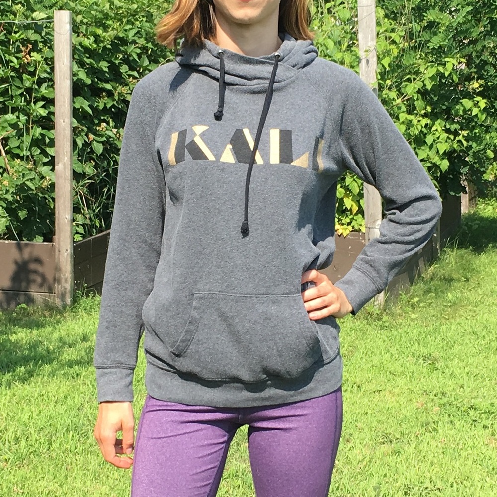 Close out sale! Kylie and Kendall sweater size S